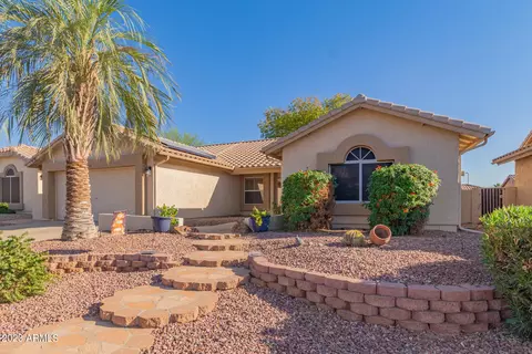 8517 W Rosemonte Dr, Peoria, AZ 85382