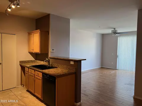 3302 N 7th St #140, Phoenix, AZ 85014 photo 10