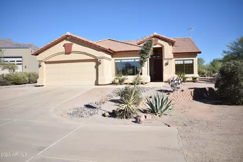 777 S Val Vista Rd, Apache Junction, AZ 85119 photo 2