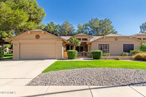 13703 W Greenview Dr, Sun City West, AZ 85375