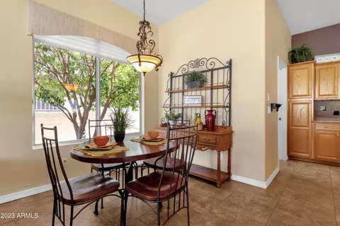 4188 E Walnut Rd, Gilbert, AZ 85298 photo 9