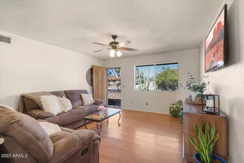 747 E Quail Ave, Apache Junction, AZ 85119 photo 2