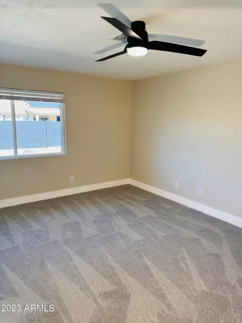 1016 E Greenway St, Mesa, AZ 85203 photo 9