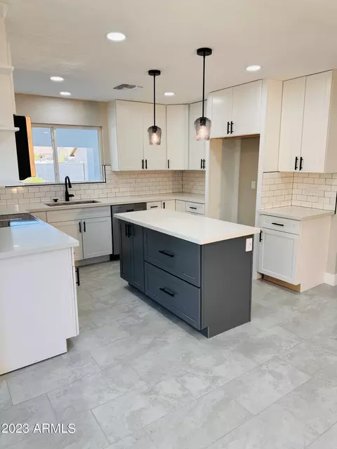 1016 E Greenway St, Mesa, AZ 85203 photo 6