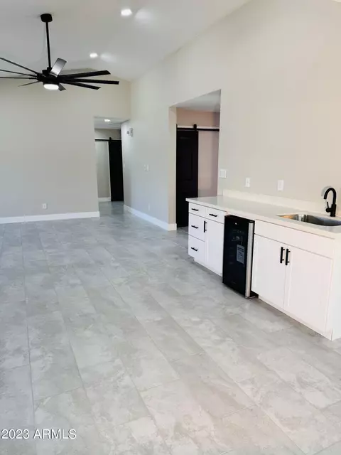 1016 E Greenway St, Mesa, AZ 85203 photo 8