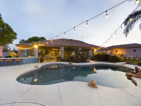 Exterior - 16238 E Julius Rd, Gilbert, AZ 85298 photo 3 of 44