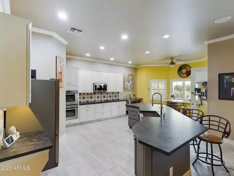 Kitchen - 16238 E Julius Rd, Gilbert, AZ 85298 photo 2 of 5