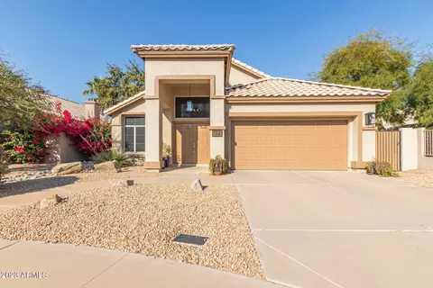 172 W Colt Rd, Tempe, AZ 85284