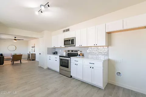 6635 E Arbor Ave, Mesa, AZ 85206