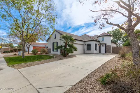 7227 W Vista Ave, Glendale, AZ 85303