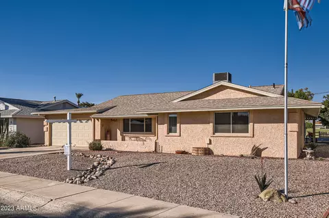 10016 W Palmer Dr, Sun City, AZ 85351