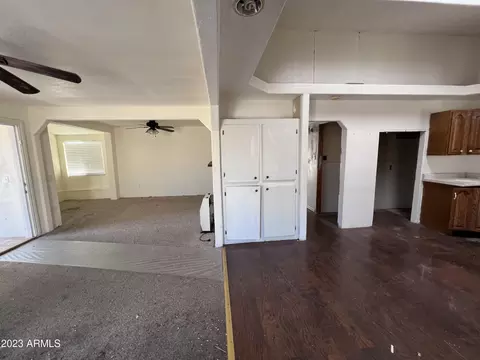 140 S Fairview St, Globe, AZ 85501 photo 5