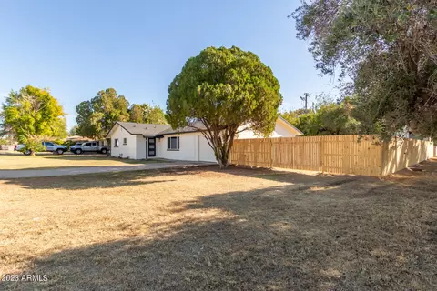 1601 E Claremont St, Phoenix, AZ 85016 photo 3