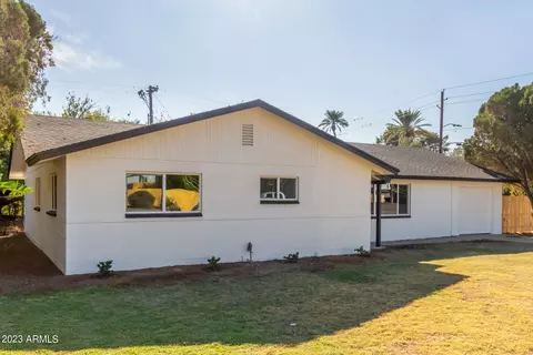 1601 E Claremont St, Phoenix, AZ 85016 photo 2