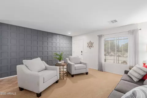 919 W Elizabeth Way, Coolidge, AZ 85128