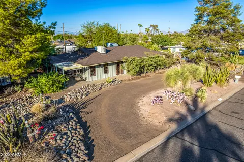 3046 E Charter Oak Rd, Phoenix, AZ 85032 photo 2