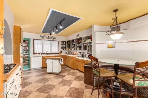 3046 E Charter Oak Rd, Phoenix, AZ 85032 photo 16