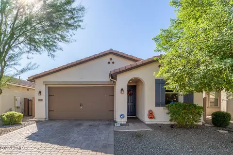 8539 W Peppertree Ln, Glendale, AZ 85305