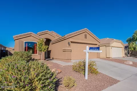 11736 W Dos Rios Dr, Sun City, AZ 85373