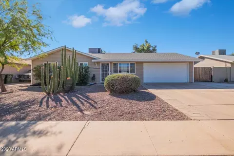 10819 W Calle Del Sol --, Phoenix, AZ 85037