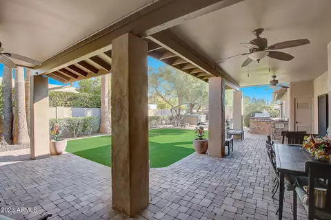 12 E Secretariat Dr, Tempe, AZ 85284 photo 2