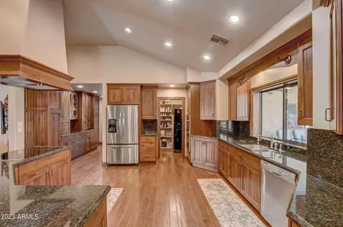 12 E Secretariat Dr, Tempe, AZ 85284 photo 3