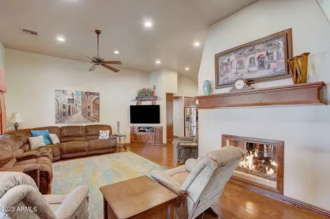 12 E Secretariat Dr, Tempe, AZ 85284 photo 16
