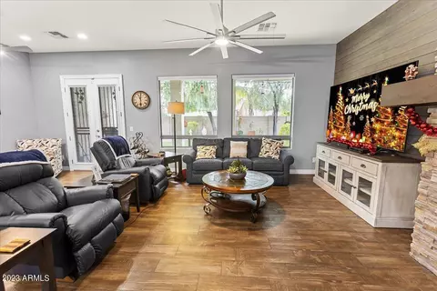 2415 E Robb Ln, Phoenix, AZ 85024 photo 9
