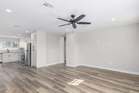910 E Hope St, Mesa, AZ 85203 photo 7