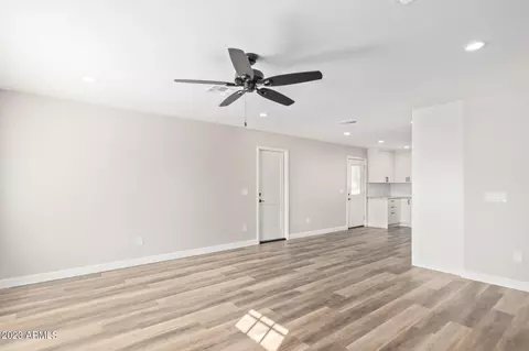 910 E Hope St, Mesa, AZ 85203 photo 6