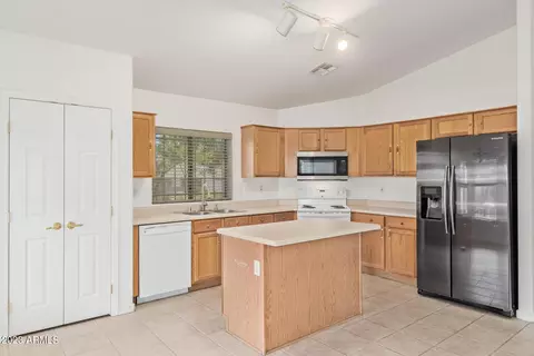 1203 E Wescott Dr, Phoenix, AZ 85024 photo 11