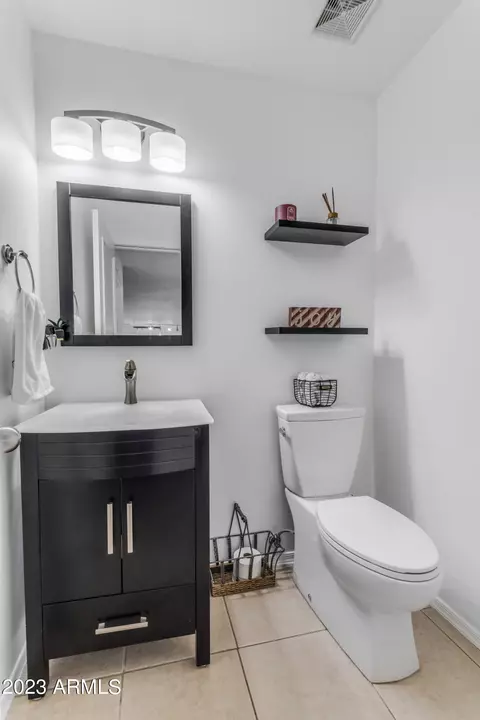 Bath - 11532 E Quade Ave, Mesa, AZ 85212 photo 1 of 3