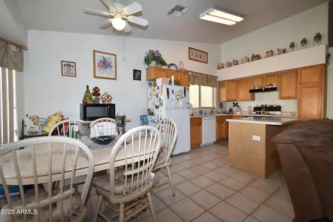 758 E June St, Mesa, AZ 85203 photo 4