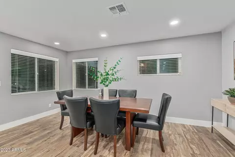 9846 N 16th Pl, Phoenix, AZ 85020 photo 10