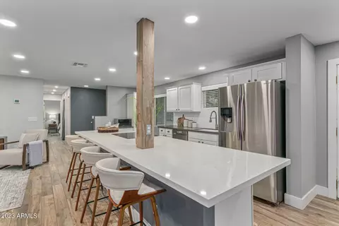 9846 N 16th Pl, Phoenix, AZ 85020 photo 8