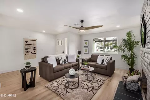 1536 W Juanita Ave, Mesa, AZ 85202