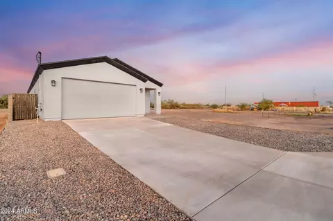 21710 W Harding Ave, Wittmann, AZ 85361