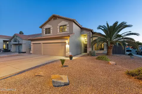 321 E Devon Dr, Gilbert, AZ 85296 photo 2