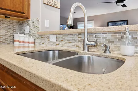 321 E Devon Dr, Gilbert, AZ 85296 photo 12