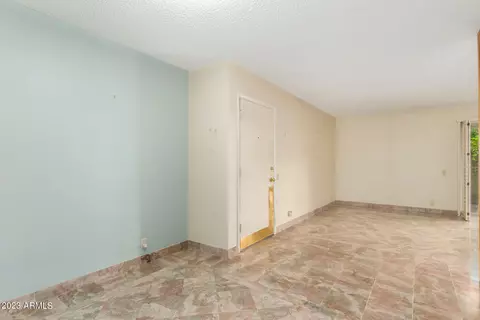 520 W Clarendon Ave #E23, Phoenix, AZ 85013 photo 6