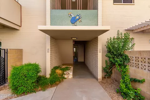 520 W Clarendon Ave #E23, Phoenix, AZ 85013 photo 2