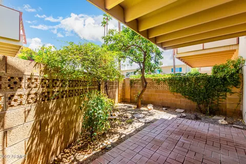 520 W Clarendon Ave #E23, Phoenix, AZ 85013 photo 15