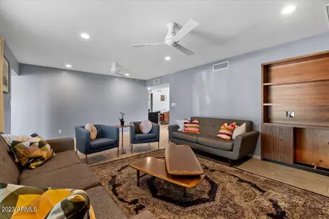 2733 E Cinnabar Ave, Phoenix, AZ 85028 photo 17