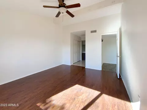2263 E Flossmoor Cir, Mesa, AZ 85204 photo 10