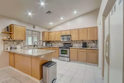 708 E Cloud Rd, Phoenix, AZ 85086 photo 10