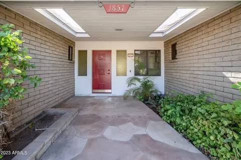 1857 E Fountain St, Mesa, AZ 85203 photo 2