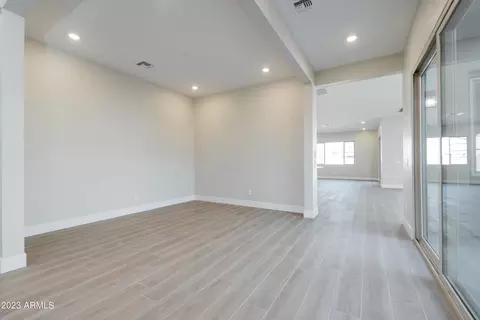 1298 E Carob Dr, Gilbert, AZ 85298 photo 8