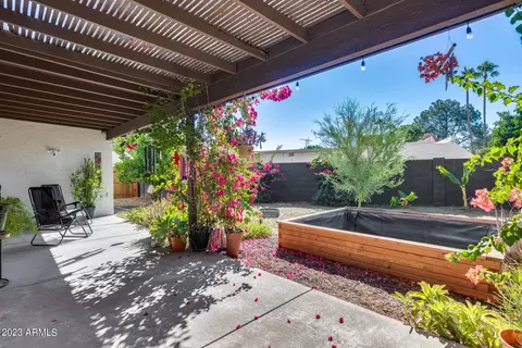 907 E Michelle Dr, Phoenix, AZ 85022 photo 41