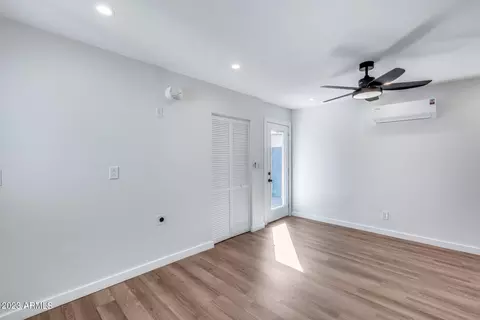 907 E Michelle Dr, Phoenix, AZ 85022 photo 34