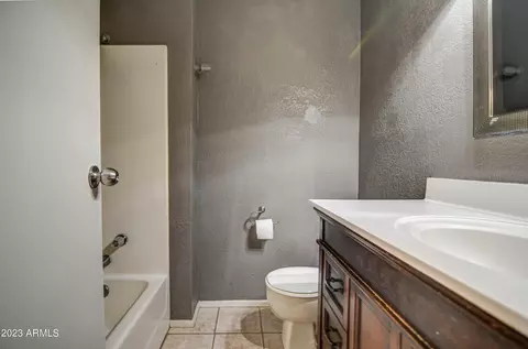 731 E Mobile Ln, Phoenix, AZ 85040